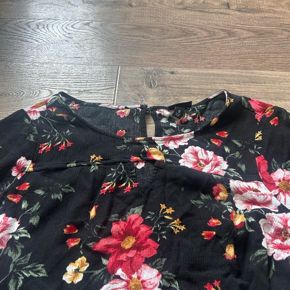 Torrid Black Floral Babydoll Tunic size 0 - Picture 5 of 6